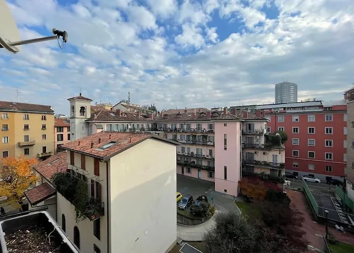 Duomo Walking DistanceModern Flat With Free Wifi